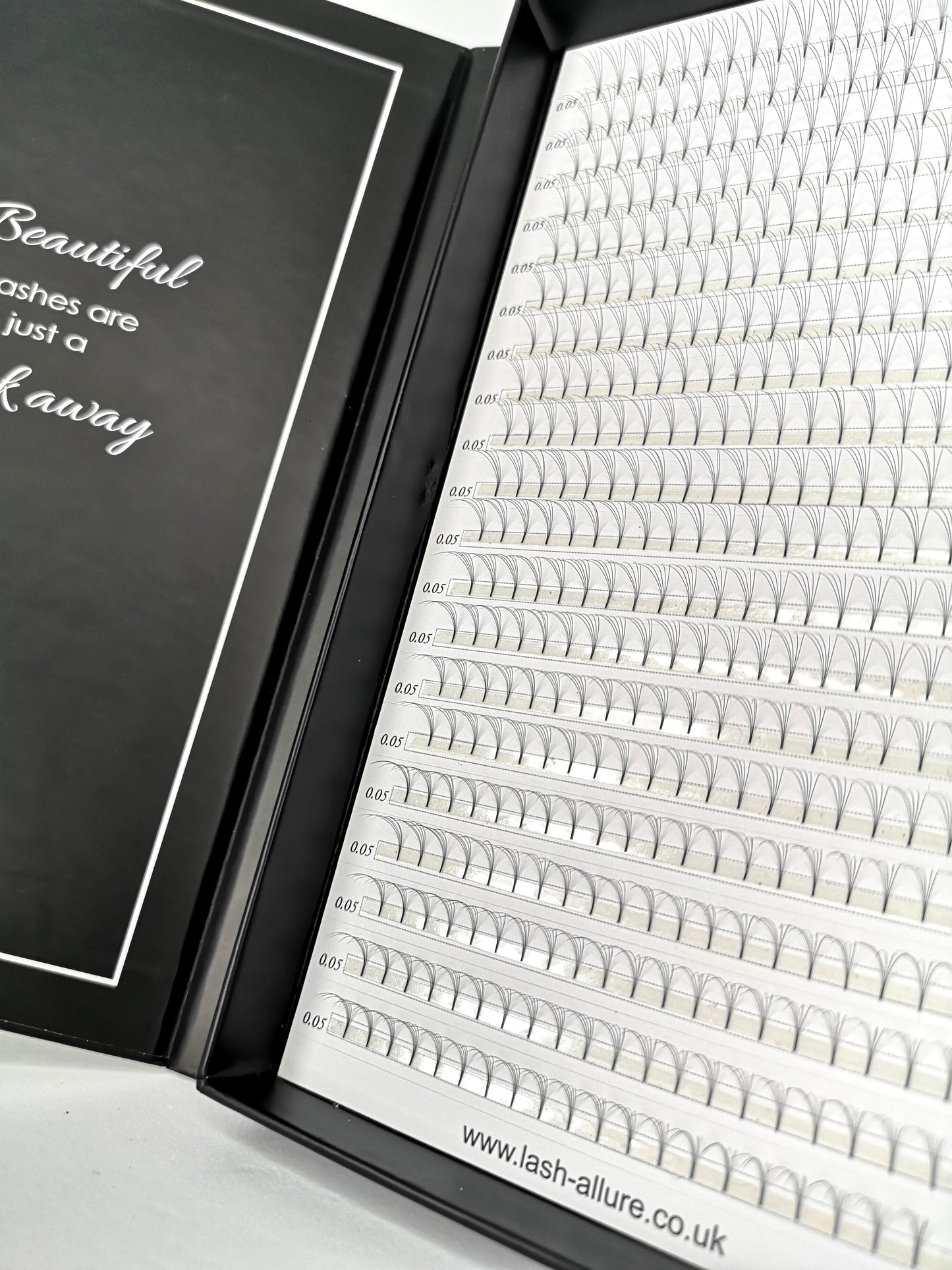 Platinum Premade Mix Tray 8 By LashAllure