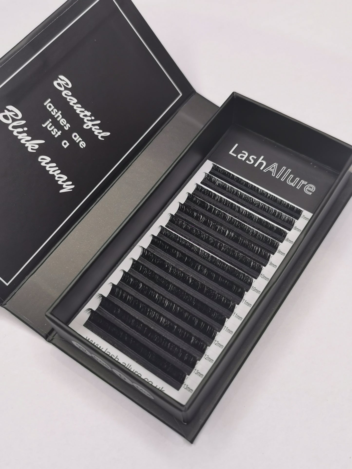 Easy Fan Lashes - Mixed trays 6 By LashAllure